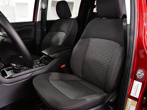 New 2025 Ford Ranger XLT w/ FX4 Off-Road Package image 28