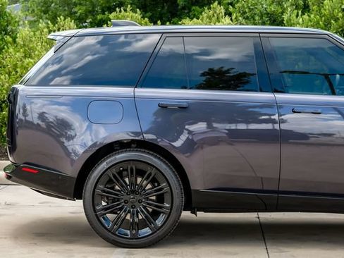 New 2026 Land Rover Range Rover SE AWD/4WD image 8