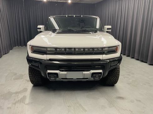 Used 2024 GMC Hummer EV 2X w/ Extreme Off-Road Package image 8