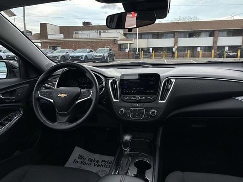 Used 2022 Chevrolet Malibu LT w/ Redline Edition FWD image 31