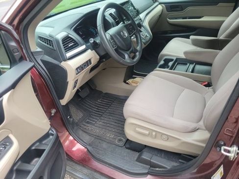 Used 2018 Honda Odyssey EX image 23