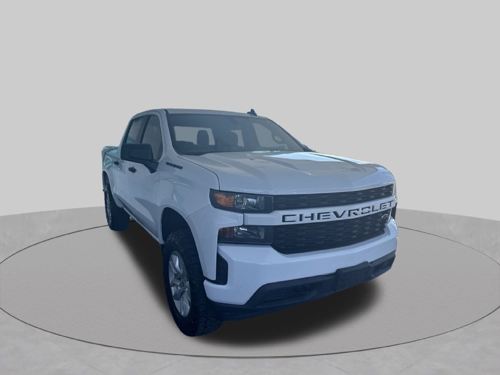 Used 2020 Chevrolet Silverado 1500 Custom w/ Custom Value Package AWD/4WD image 18