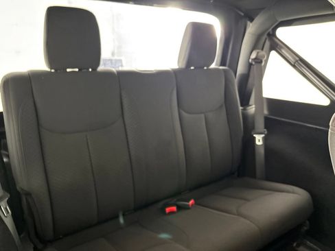 Used 2018 Jeep Wrangler Sport w/ Connectivity Group AWD/4WD image 25