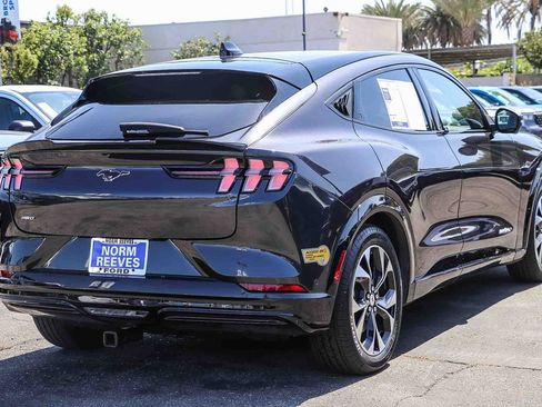 Certified 2022 Ford Mustang Mach-E Premium AWD/4WD image 7