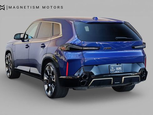 Used 2023 BMW XM image 9