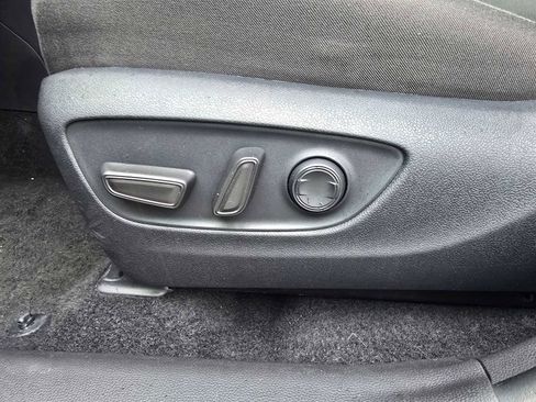 Certified 2025 Toyota RAV4 XLE image 25