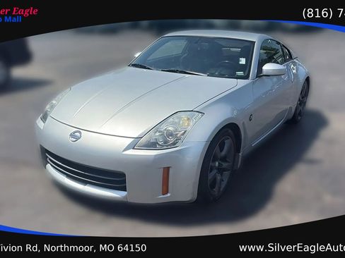 Used 2006 Nissan 350Z Enthusiast w/ (N93) Cargo Convenience Pkg RWD image 1