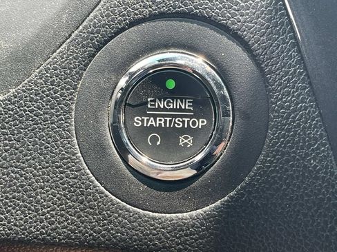 Used 2017 Ford Explorer Limited w/ Equipment Group 301A FWD image 35