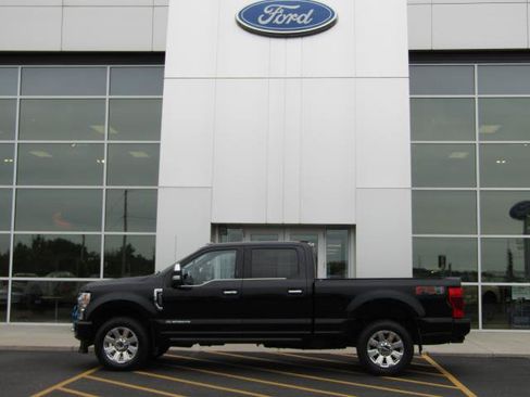 Used 2022 Ford F250 Platinum AWD/4WD image 31