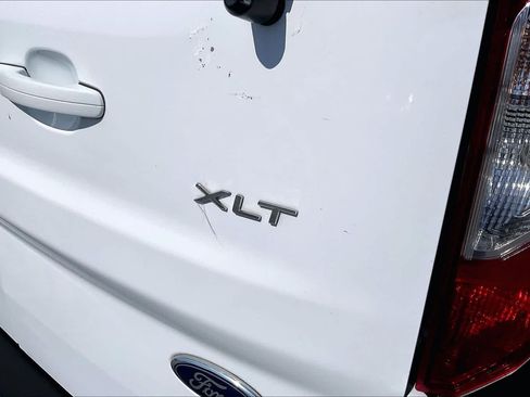 Used 2023 Ford Transit Connect XL FWD image 10