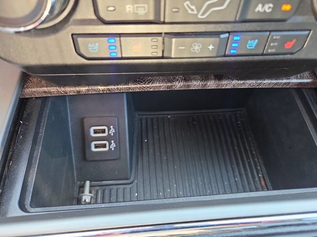 Used 2019 Ford F250 Lariat w/ Lariat Ultimate Package AWD/4WD image 18