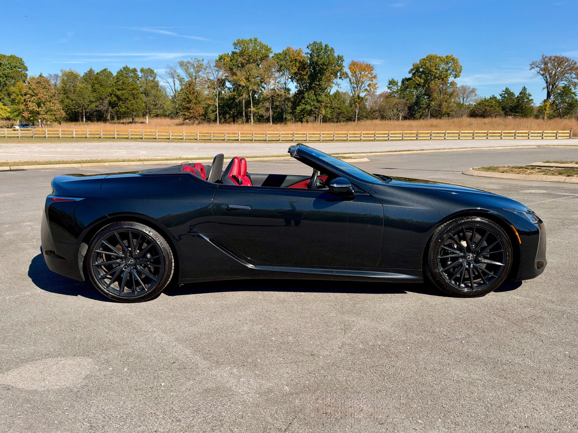 Used 2021 Lexus LC 500 Convertible w/ Touring Package RWD image 5