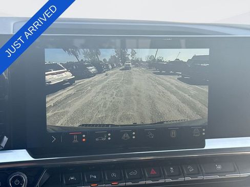 New 2026 Chevrolet Silverado 1500 LTZ w/ LTZ Premium Package image 17