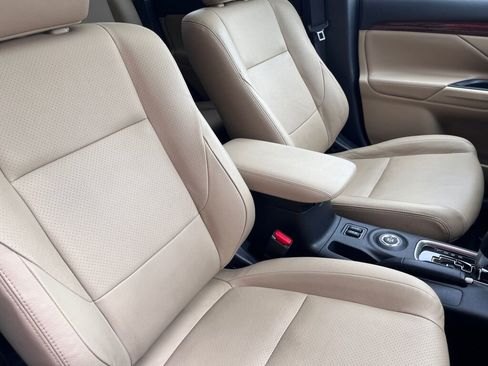 Used 2014 Mitsubishi Outlander GT image 31