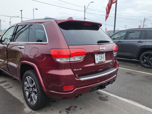 Used 2018 Jeep Grand Cherokee Overland image 4