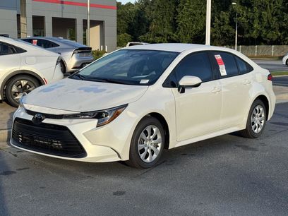 New 2025 Toyota Corolla LE