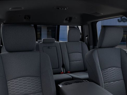 New 2026 RAM 2500 Big Horn AWD/4WD image 29