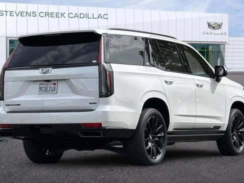 Used 2023 Cadillac Escalade Sport w/ LPO, ONYX Package AWD/4WD image 3