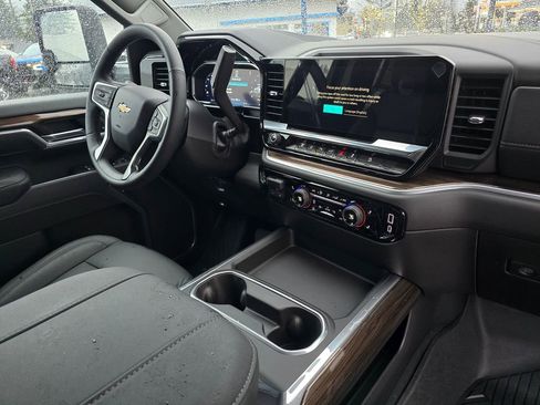New 2026 Chevrolet Silverado 3500 LT w/ All Star Edition AWD/4WD image 11