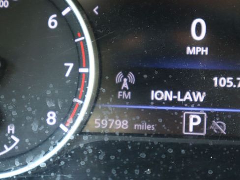 Used 2025 Nissan Sentra SV FWD image 10