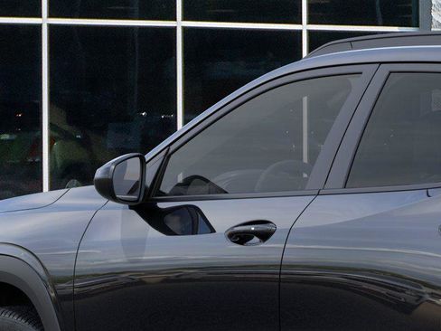 New 2026 Chevrolet Trax LT image 12