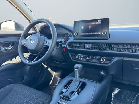 Used 2025 Honda HR-V LX image 14