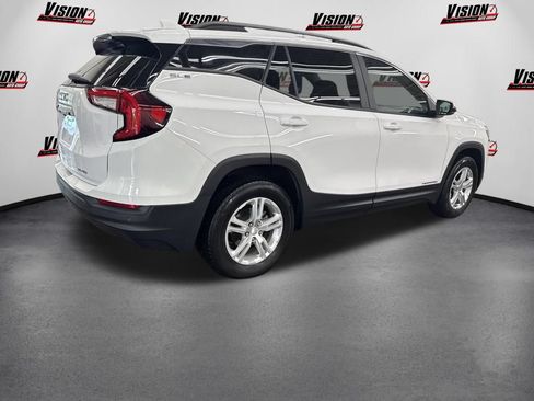 Used 2023 GMC Terrain SLE w/ Driver Convenience Package AWD/4WD image 5