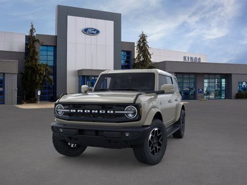 New 2025 Ford Bronco Outer Banks AWD/4WD image 2