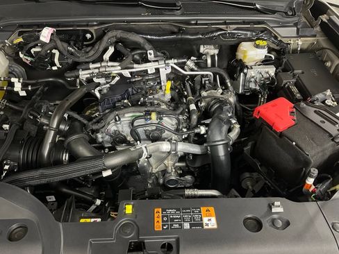 Certified 2025 Ford Ranger XLT w/ Equipment Group 301A High RWD image 9