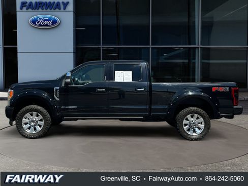 Certified 2019 Ford F250 Platinum w/ Platinum Ultimate Package AWD/4WD image 8