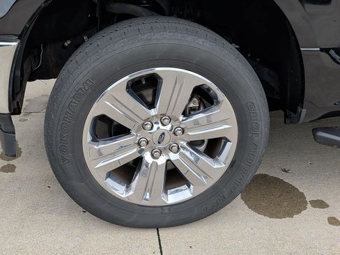 Used 2019 Ford F150 XLT w/ Equipment Group 302A Luxury AWD/4WD image 29