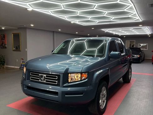 Used 2006 Honda Ridgeline RTL image 2