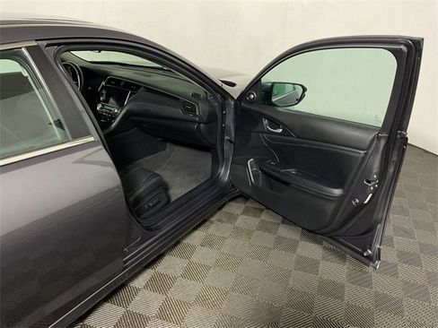 Used 2022 Honda Insight Touring image 34