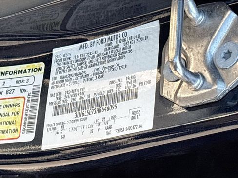 Used 2017 Lincoln MKZ Reserve image 32