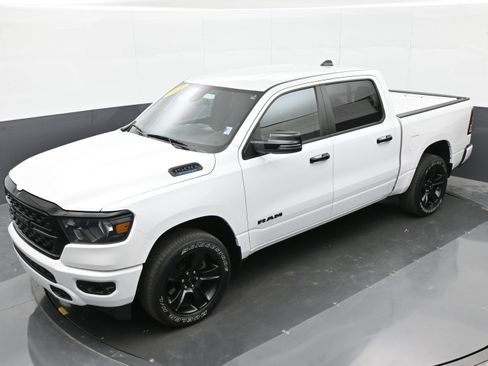 Used 2023 RAM 1500 Big Horn AWD/4WD image 35