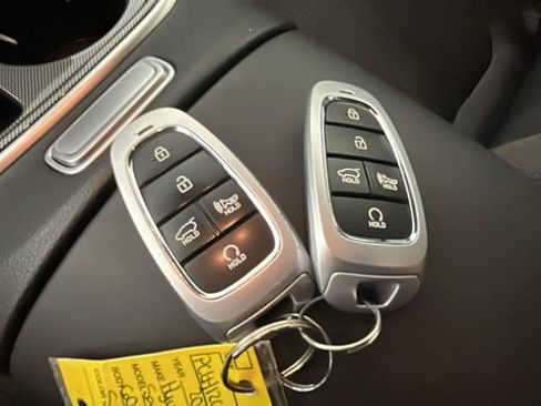 Certified 2023 Hyundai Santa Fe SEL w/ Cargo Package AWD/4WD image 20