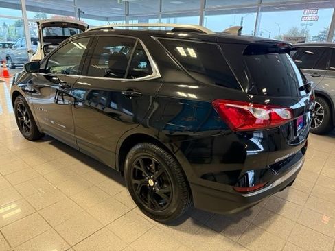 Used 2019 Chevrolet Equinox LT FWD image 3