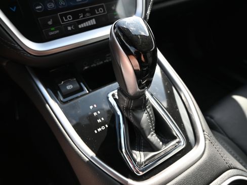 Certified 2025 Subaru Outback Limited XT image 26