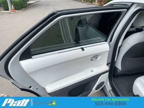 Used 2024 Hyundai Ioniq 5 Limited RWD image 42