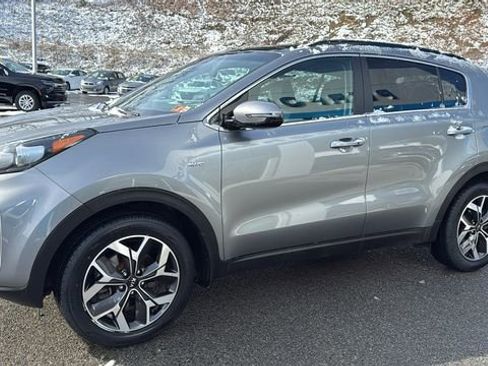 Used 2020 Kia Sportage EX w/ Option Group 15 image 14