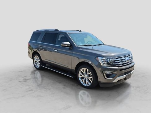 Used 2019 Ford Expedition Limited w/ Equipment Group 302A AWD/4WD image 2