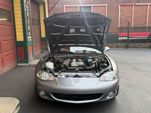 Used 2002 MAZDA MX-5 Miata SE RWD image 33