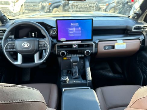 New 2026 Toyota 4Runner Limited image 12