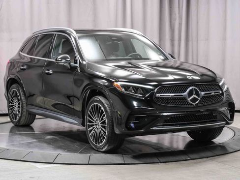 Used 2023 Mercedes-Benz GLC 300 image 5
