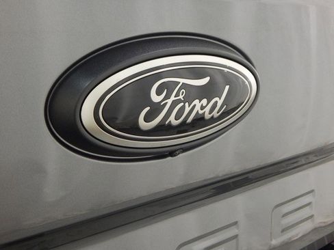 New 2025 Ford Ranger XLT w/ Black Appearance Package image 5