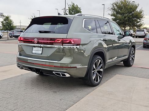 New 2026 Volkswagen Atlas SEL Premium R-Line image 3