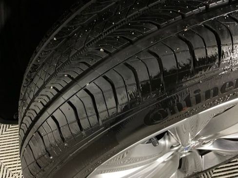 Used 2025 Buick Envista Avenir image 41