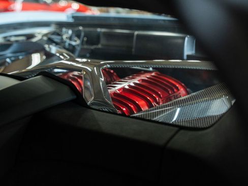 Used 2023 Chevrolet Corvette Z06 w/ Z07 Performance Package RWD image 85