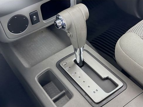 Used 2019 Nissan Frontier SV image 16