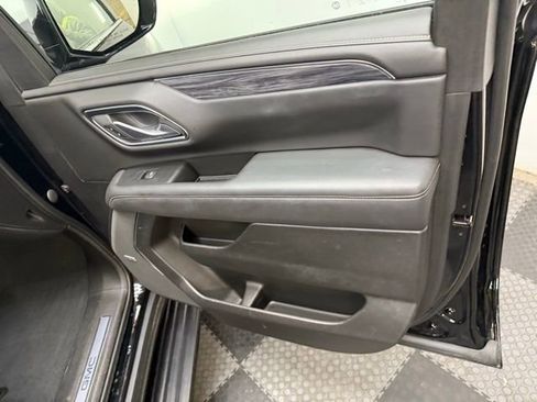 Certified 2023 GMC Yukon SLT w/ SLT Premium Package image 36